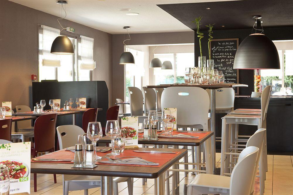 Kyriad Direct Epinal Restoran gambar